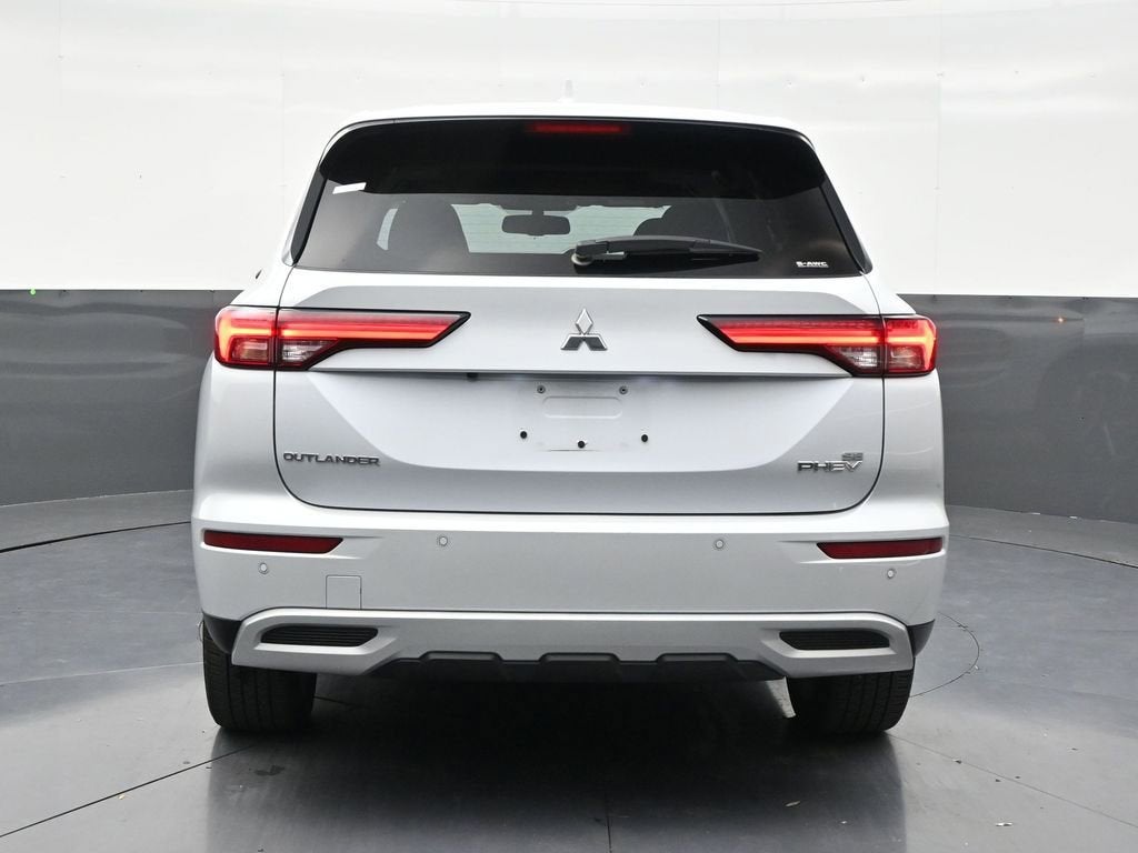 2025 Mitsubishi Outlander Plug-In Hybrid SE