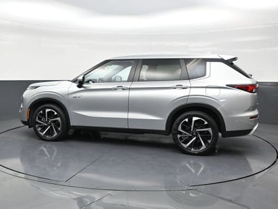 2025 Mitsubishi Outlander Plug-In Hybrid SE