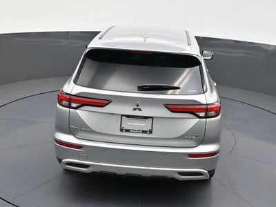 2025 Mitsubishi Outlander Plug-In Hybrid SE