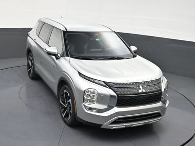 2025 Mitsubishi Outlander Plug-In Hybrid SE