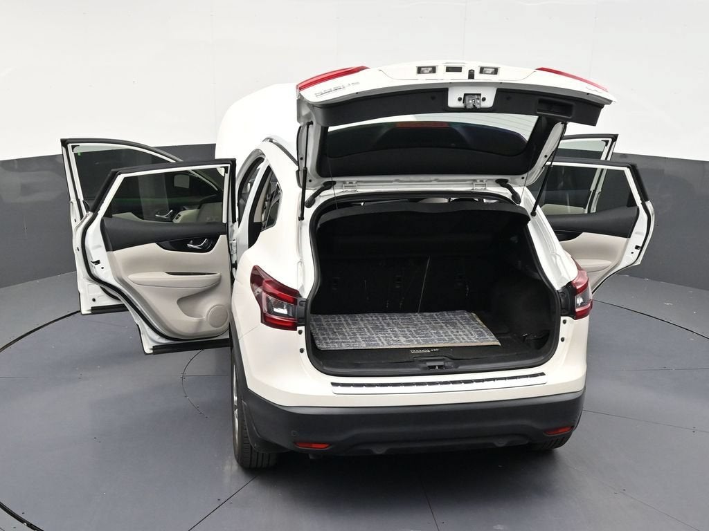2022 Nissan Rogue Sport SV FWD Xtronic CVT