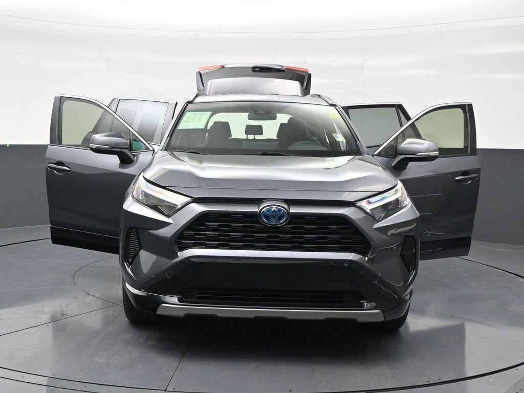 2023 Toyota RAV4 Hybrid SE