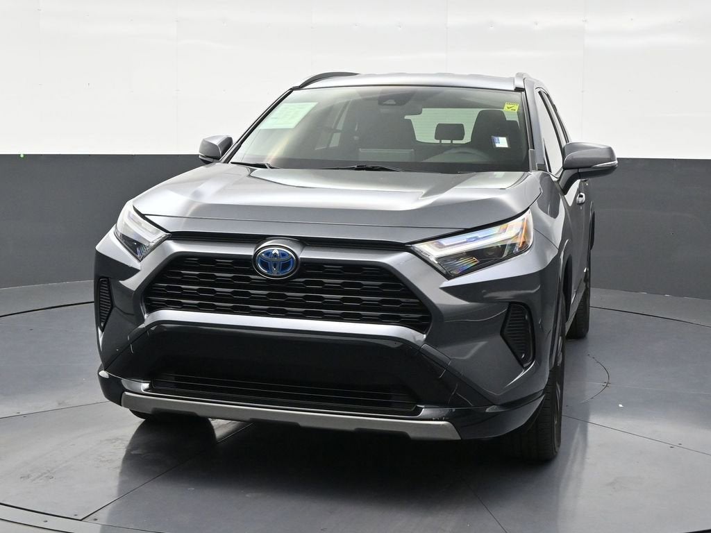2023 Toyota RAV4 Hybrid SE