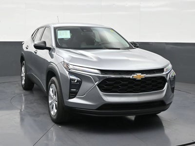 2025 Chevrolet Trax LS