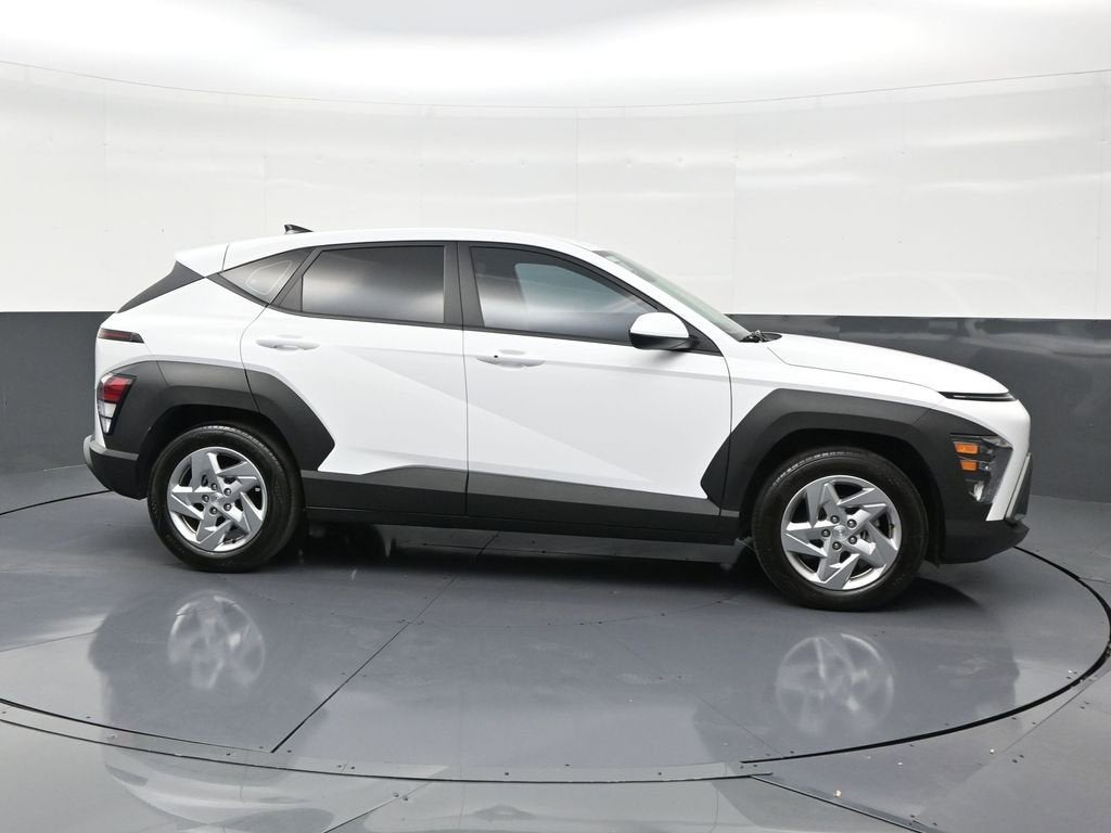 2024 Hyundai Kona SE