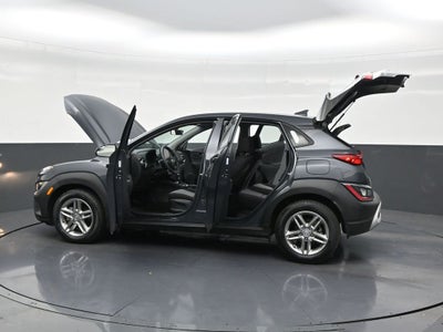 2022 Hyundai Kona SE