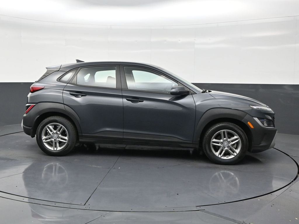 2022 Hyundai Kona SE