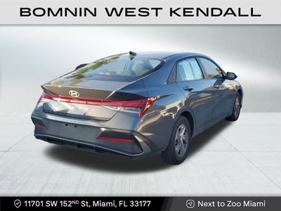 2025 Hyundai Elantra SE