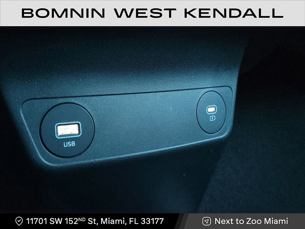 2024 Kia EV6 Light