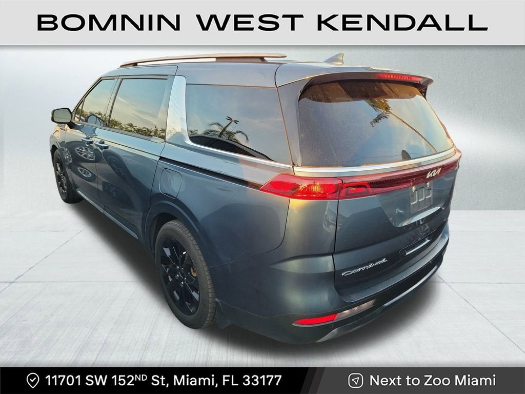 2022 Kia Carnival SX