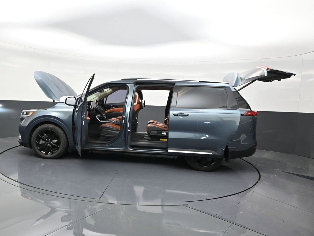 2022 Kia Carnival SX
