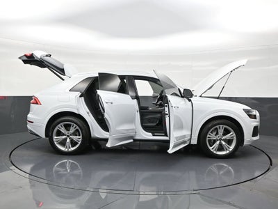 2023 Audi Q8 Premium