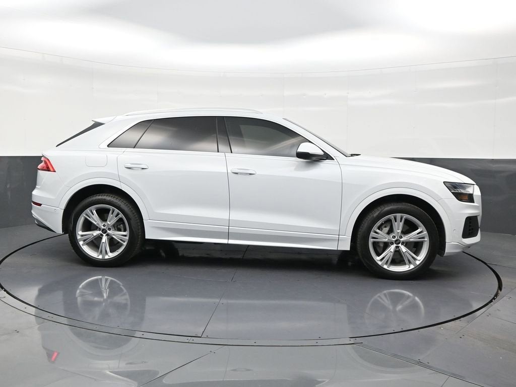 2023 Audi Q8 Premium