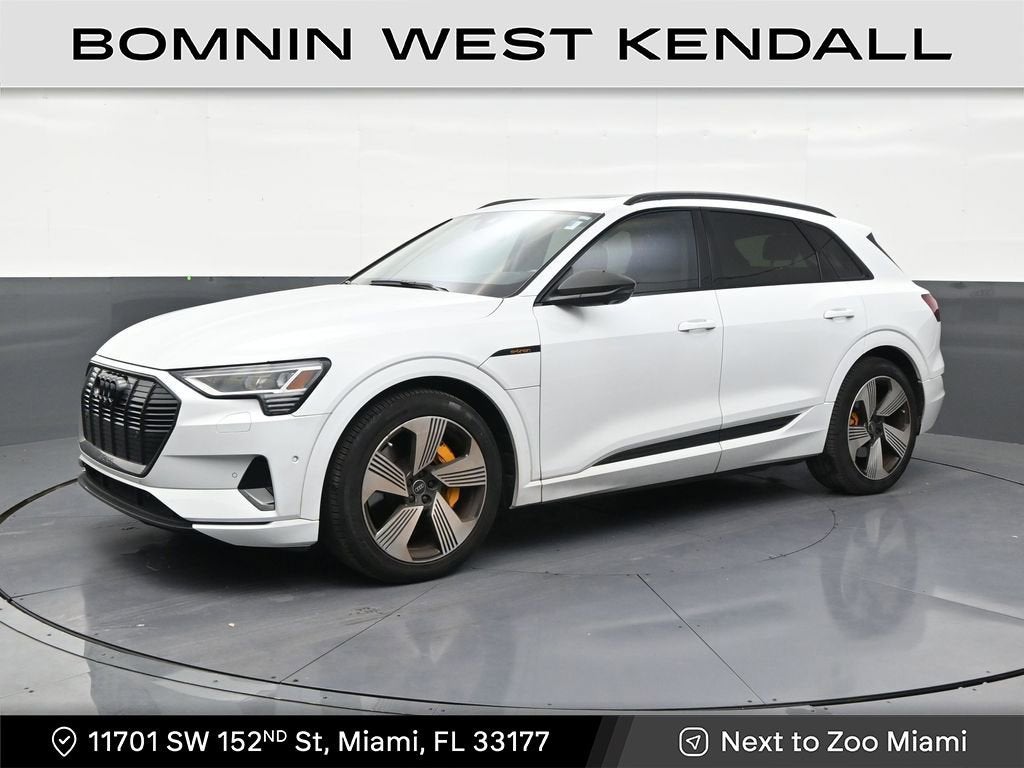2023 Audi e-tron Premium Plus