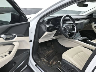 2023 Audi e-tron Premium Plus