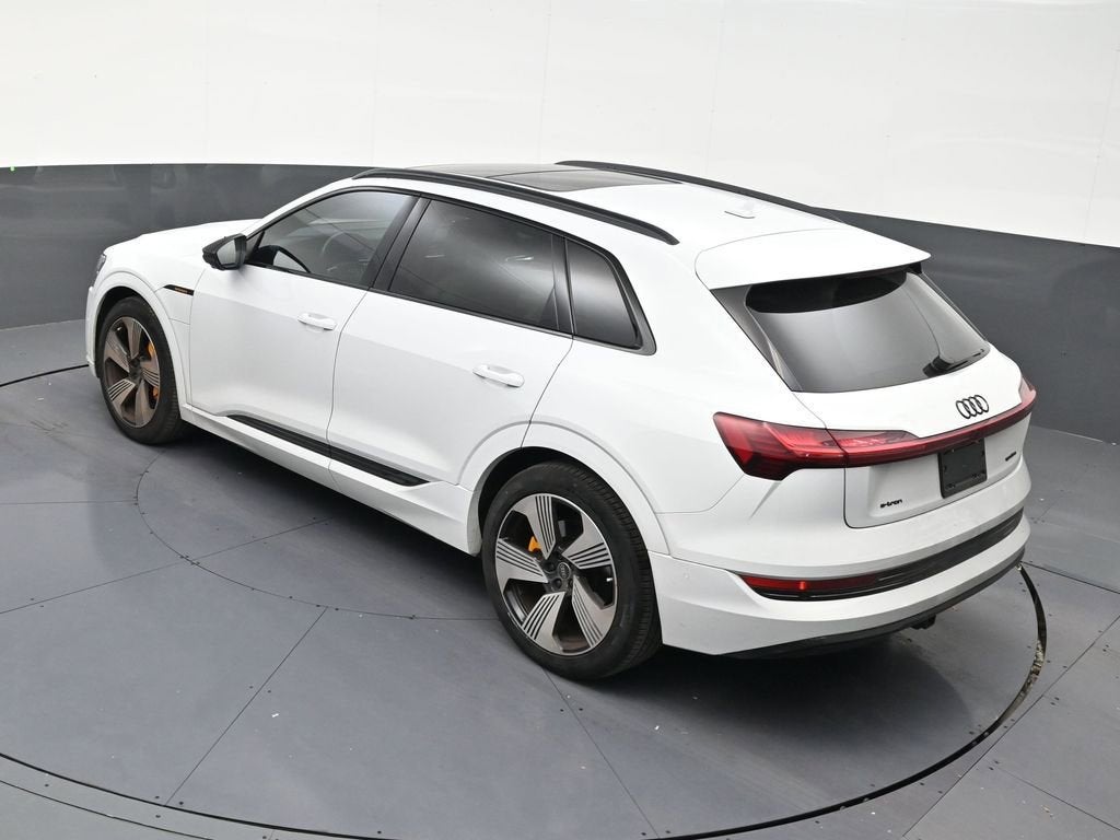 2023 Audi e-tron Premium Plus