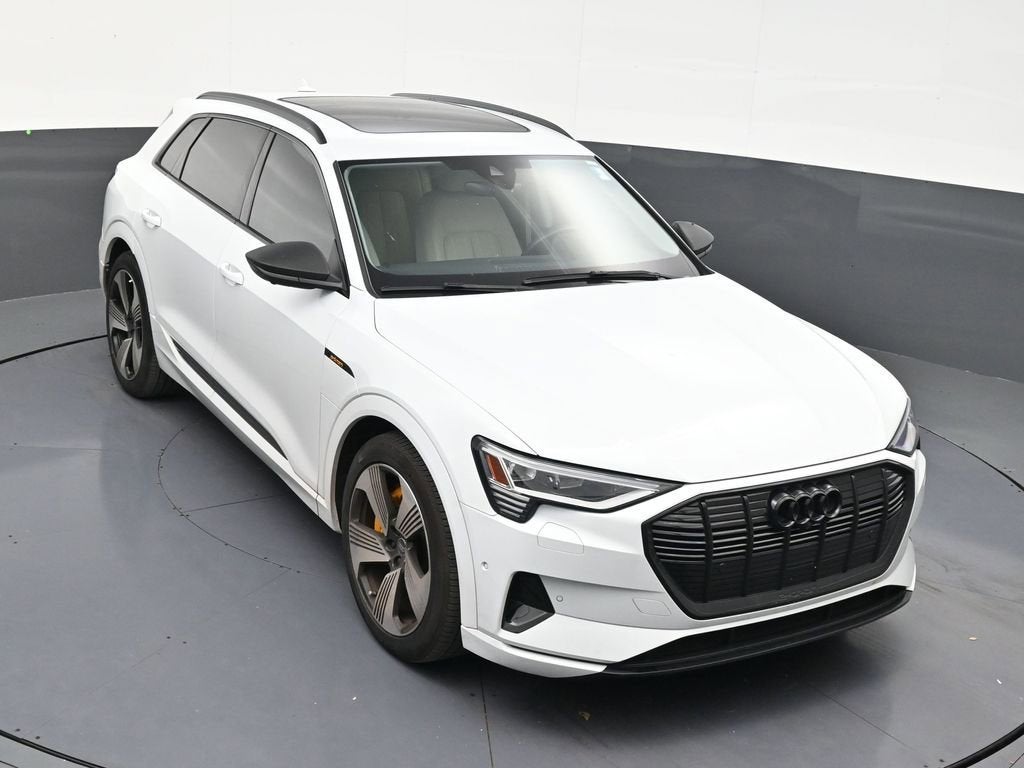 2023 Audi e-tron Premium Plus