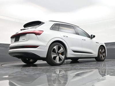 2023 Audi e-tron Premium Plus