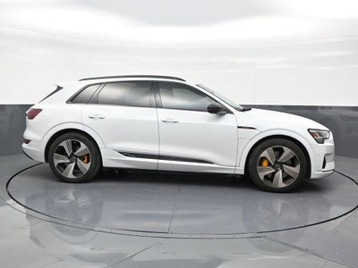 2023 Audi e-tron Premium Plus
