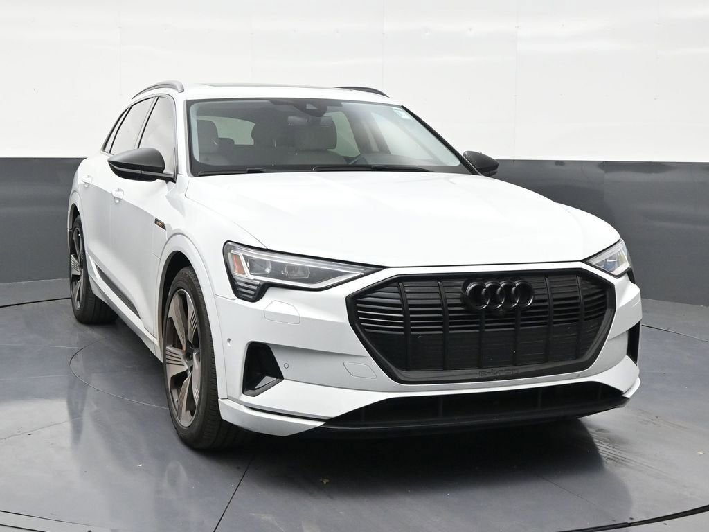 2023 Audi e-tron Premium Plus