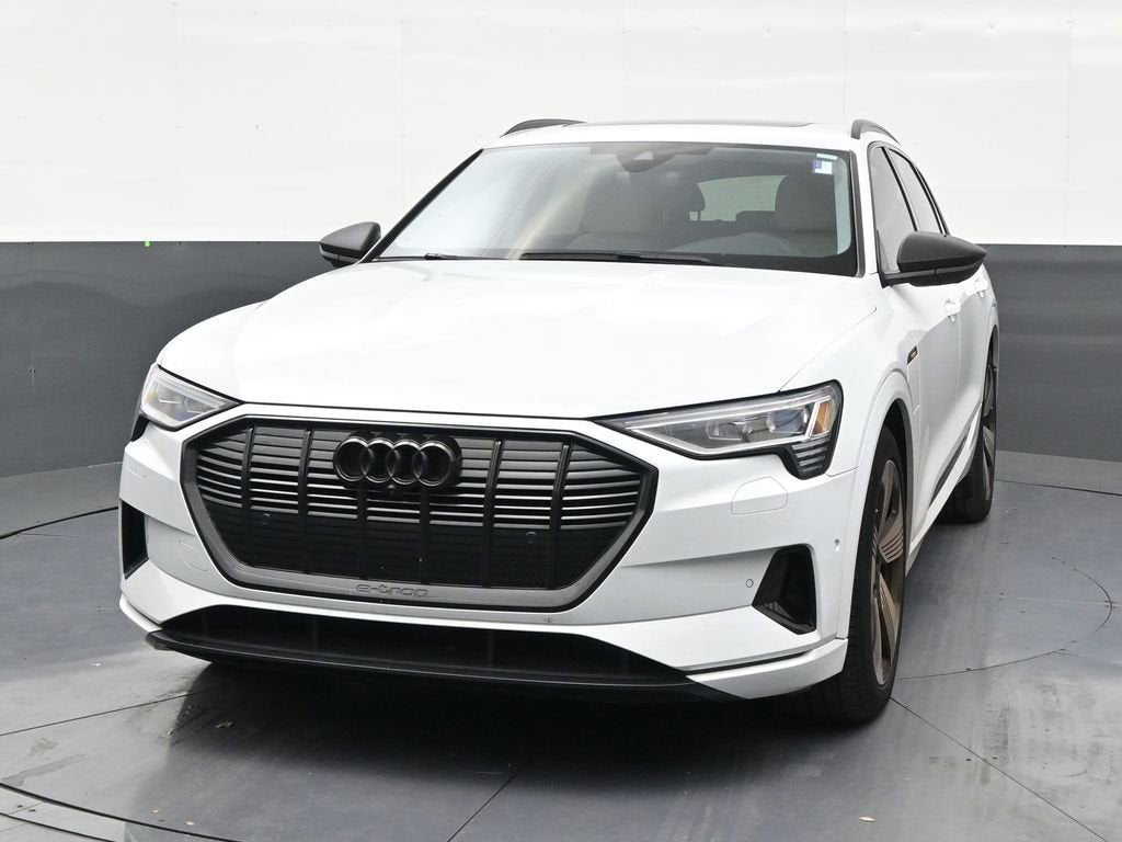 2023 Audi e-tron Premium Plus