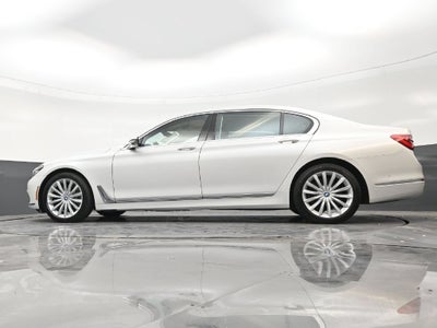 2019 BMW 740i 740i