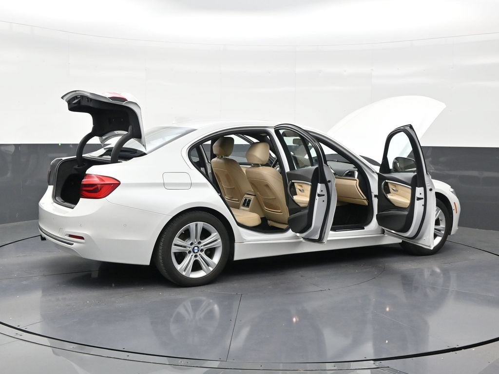 2018 BMW 330i 330i