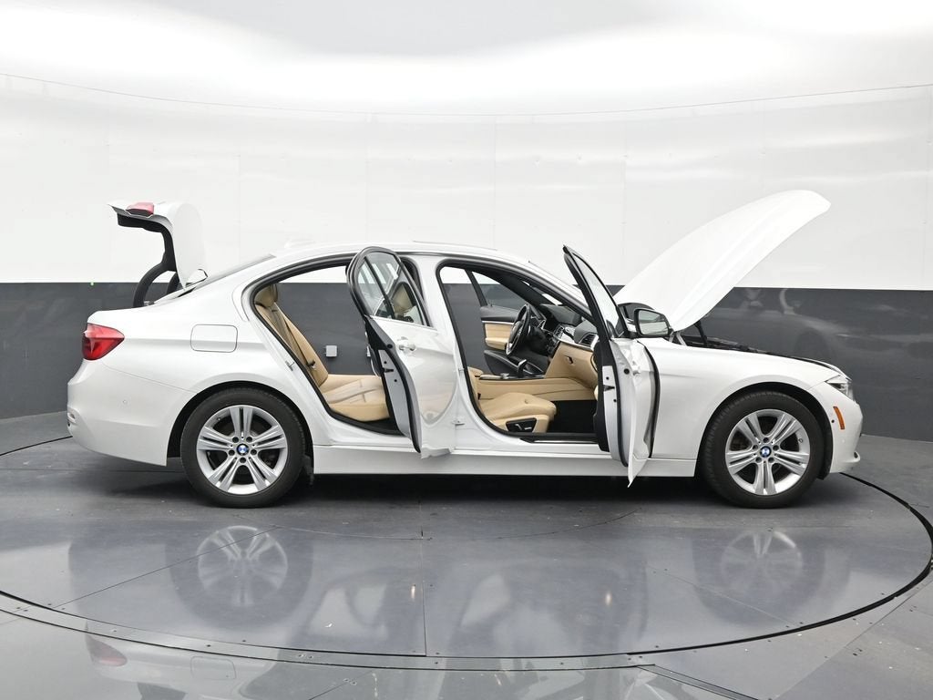 2018 BMW 330i 330i