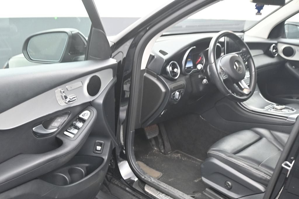 2019 Mercedes-Benz GLC 300 GLC 300