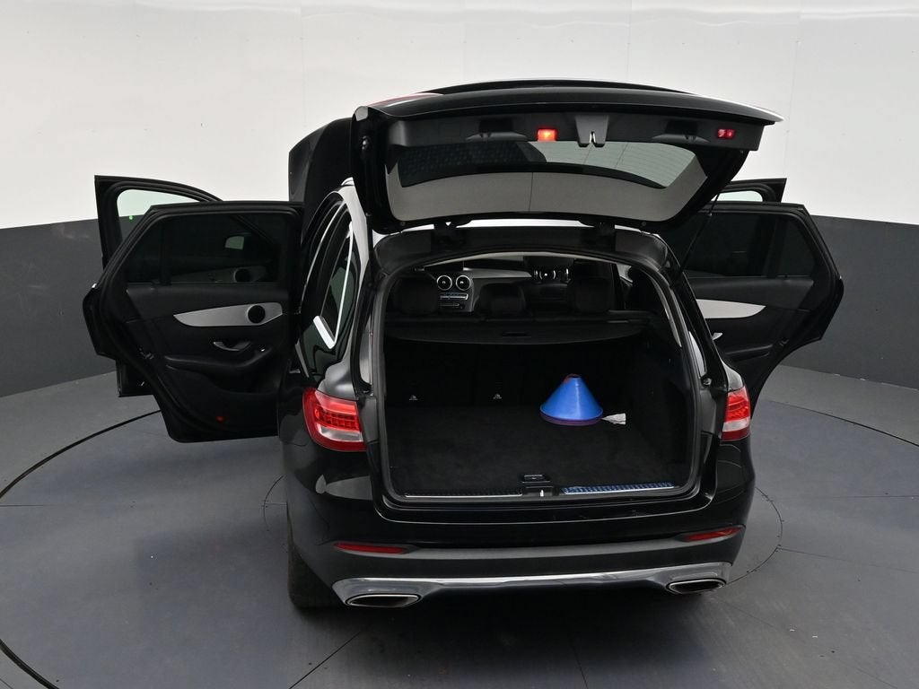 2019 Mercedes-Benz GLC 300 GLC 300