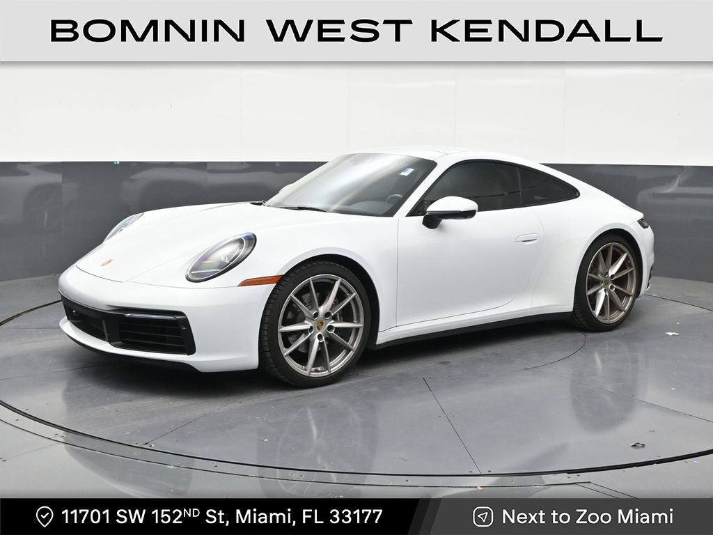2022 Porsche 911 Carrera