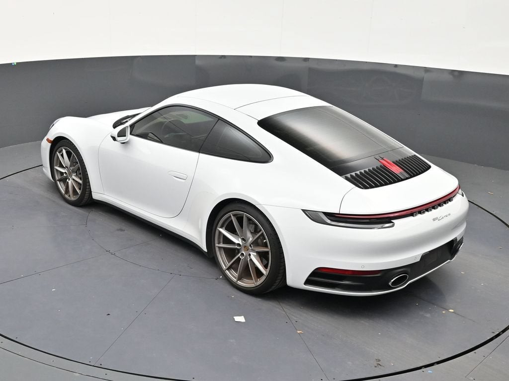 2022 Porsche 911 Carrera