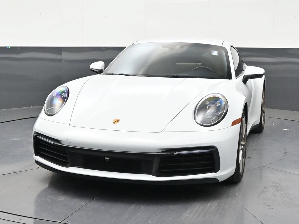 2022 Porsche 911 Carrera