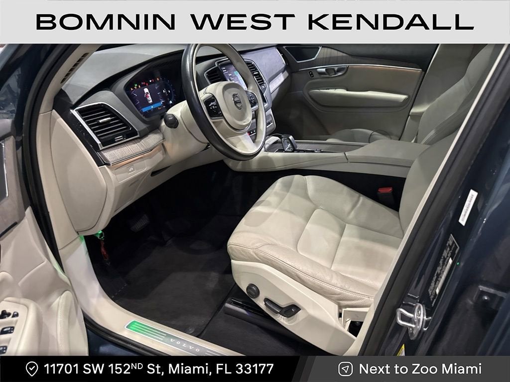 2023 Volvo XC90 Plus