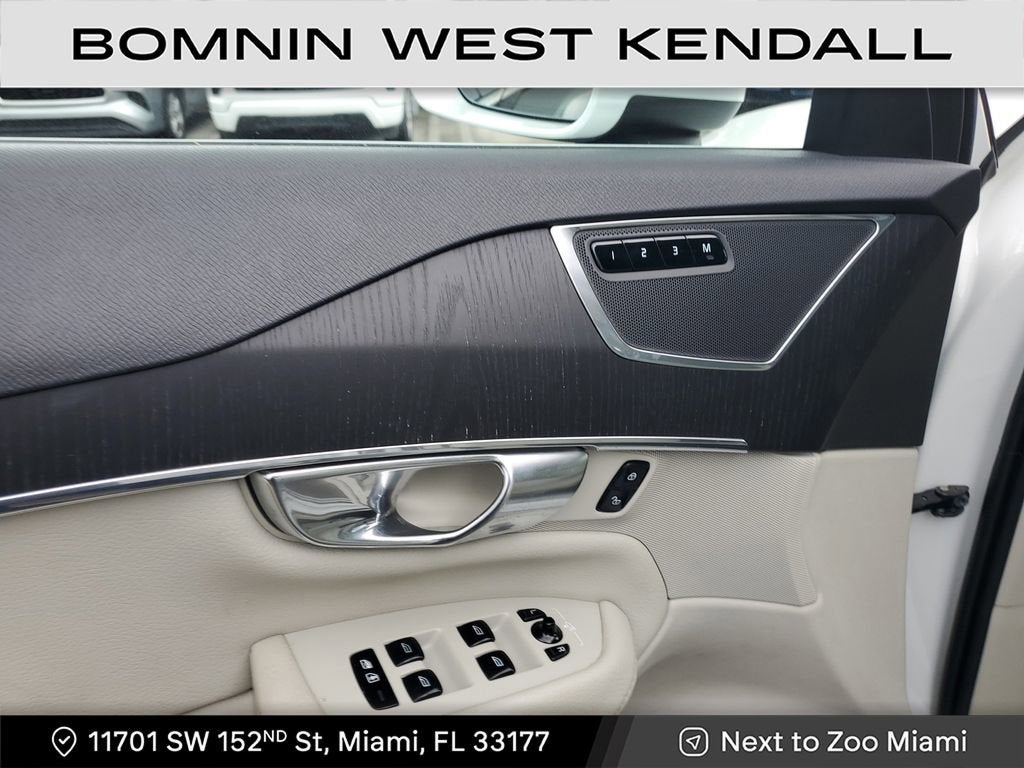 2020 Volvo XC90 Momentum