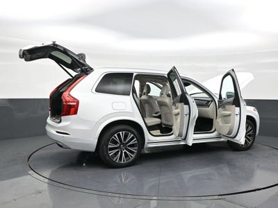 2020 Volvo XC90 Momentum