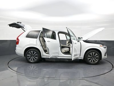 2020 Volvo XC90 Momentum