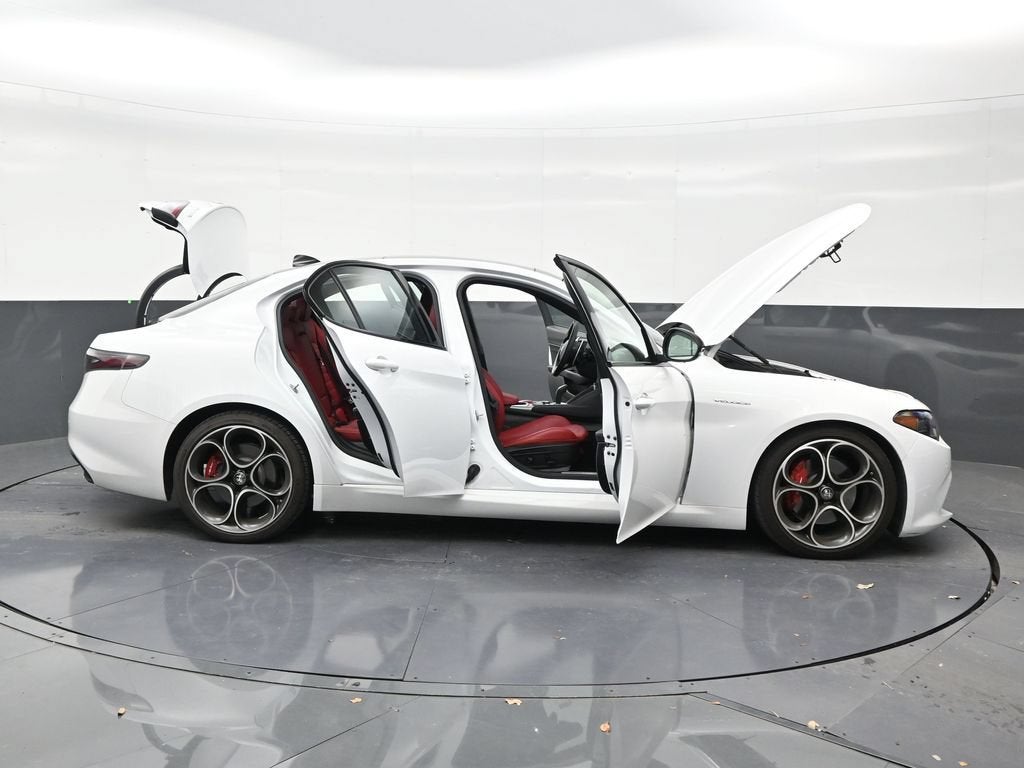 2024 Alfa Romeo Giulia Veloce
