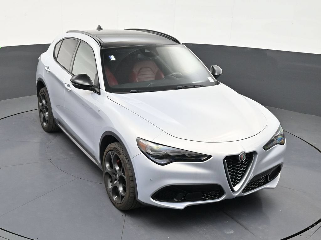 2024 Alfa Romeo Stelvio Ti AWD