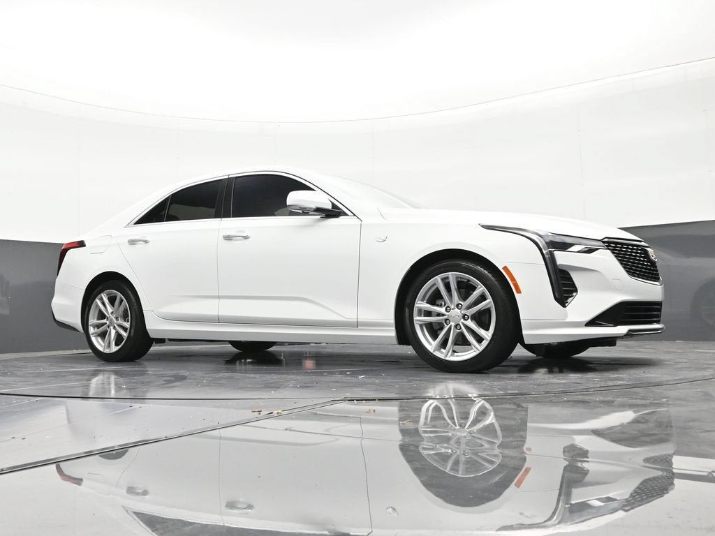 2023 Cadillac CT4 Luxury