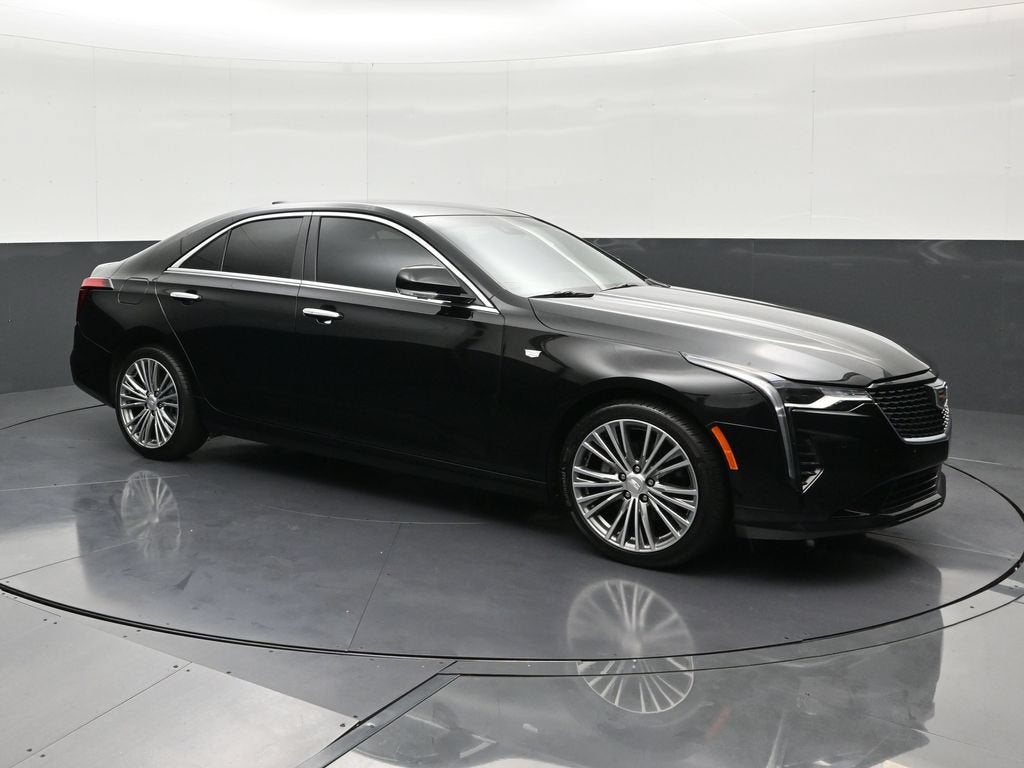2025 Cadillac CT4 Premium Luxury