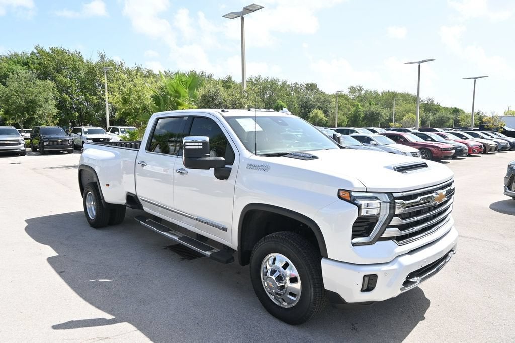 2025 Chevrolet Silverado 3500 HD High Country DRW