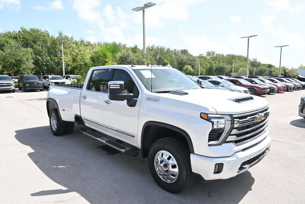2025 Chevrolet Silverado 3500 HD High Country DRW