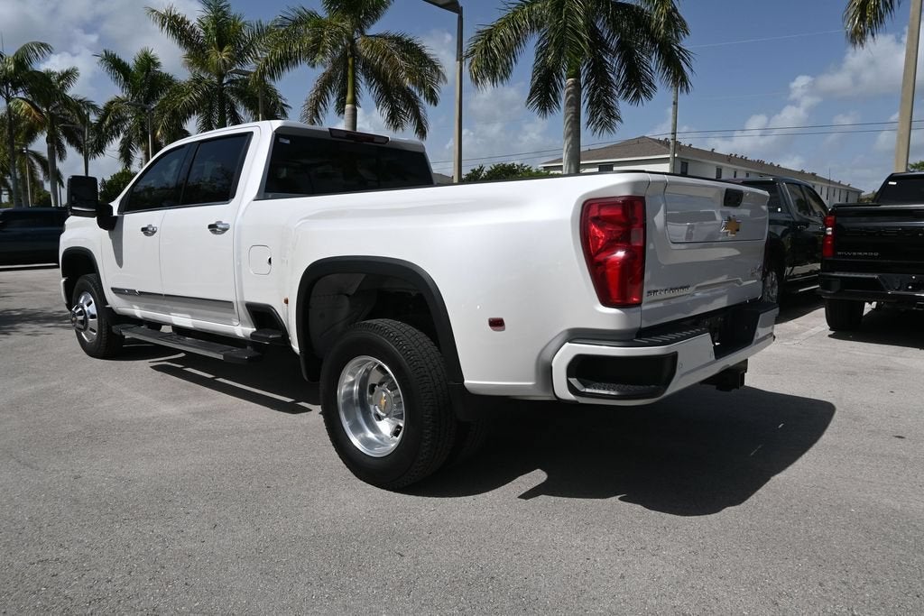 2025 Chevrolet Silverado 3500 HD High Country DRW