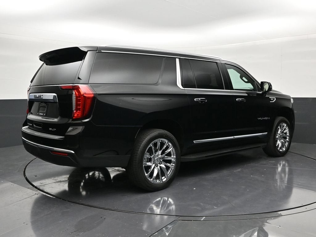 2022 GMC Yukon XL SLT