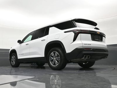2024 Chevrolet Traverse LS