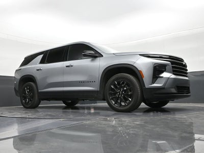 2024 Chevrolet Traverse LS
