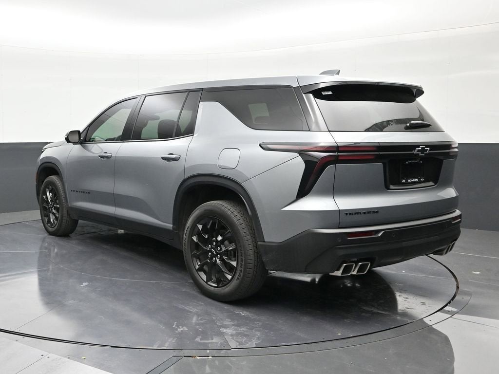 2024 Chevrolet Traverse LS