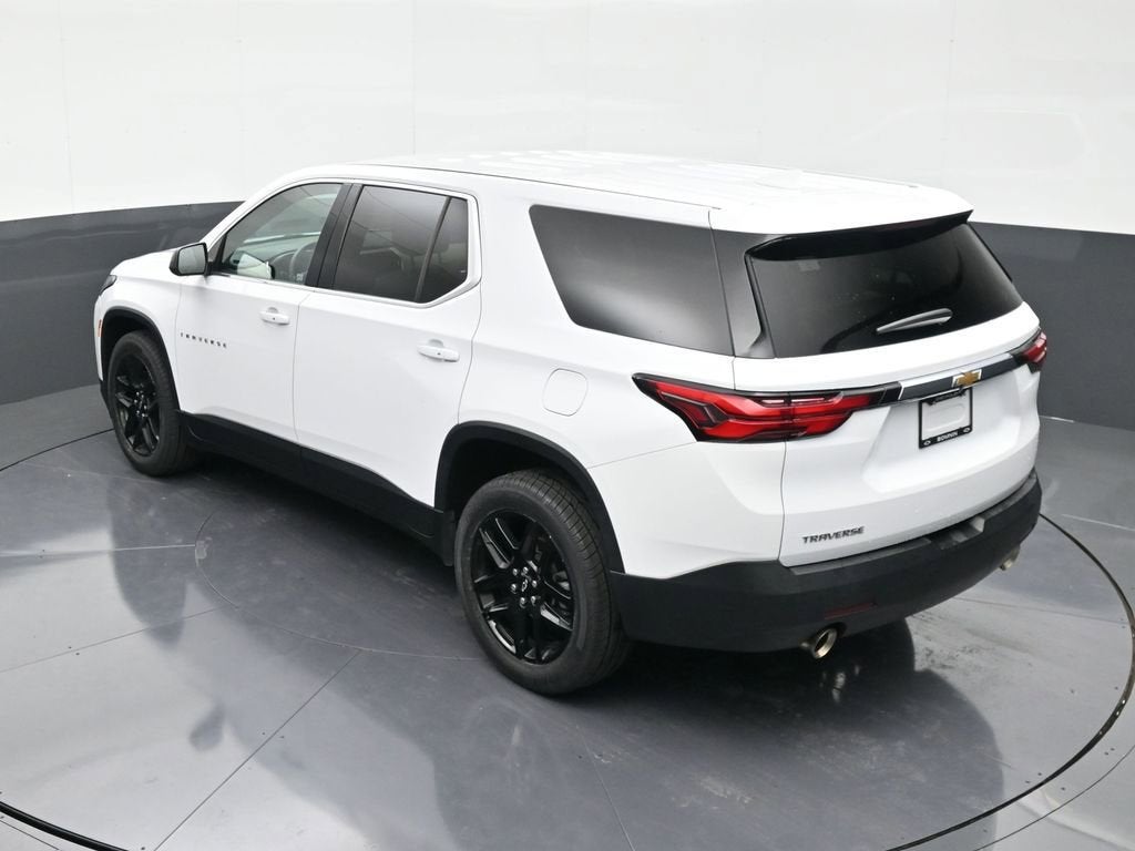 2022 Chevrolet Traverse LS