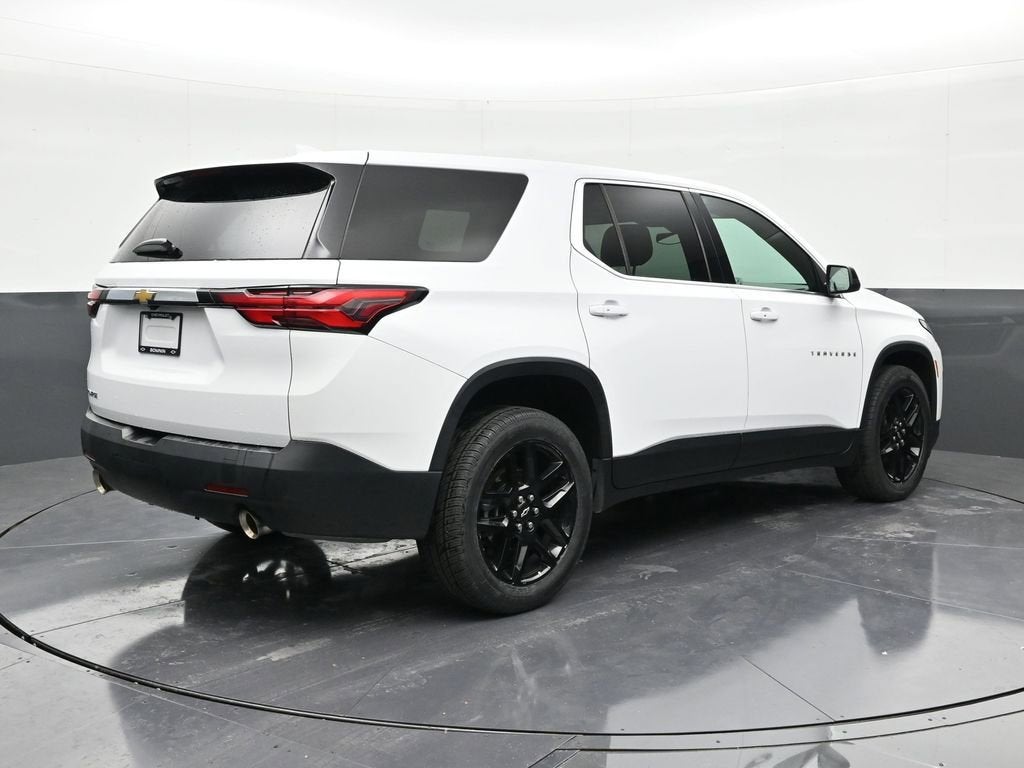 2022 Chevrolet Traverse LS